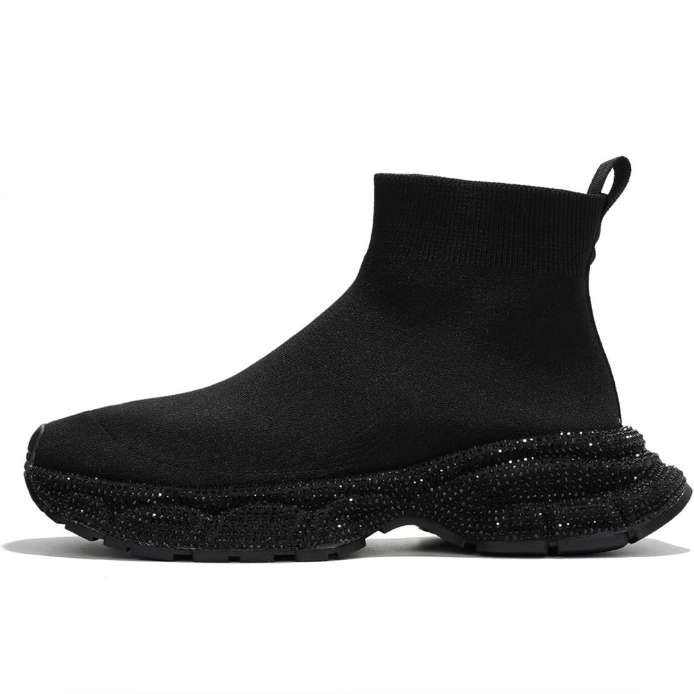 NEW! CAPE ROBBIN Size 8.5 Lynelle Rhinestone Embellished Sock Sneakers